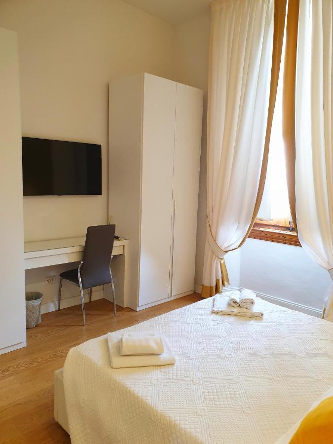 Bed and Breakfast Pink Wolf Florenz Exterior foto